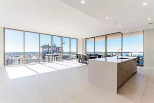 275 1st Ave S, Saint Petersburg, FL 33701 - Photo 4