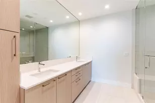 275 1st Ave S, Saint Petersburg, FL 33701 - Photo 30