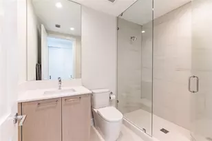 275 1st Ave S, Saint Petersburg, FL 33701 - Photo 20