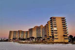 880 Mandalay Ave, Clearwater Beach, FL 33767 - Photo 34