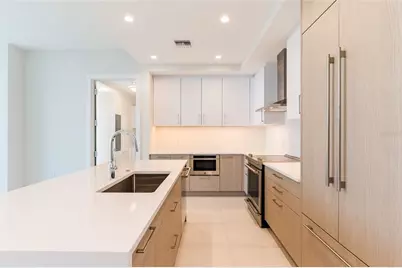 275 1st Avenue South #2208, Saint Petersburg, FL 33701 - Photo 6