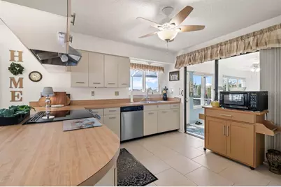 703 Westmont Way, Sun City Center, FL 33573 - Photo 12