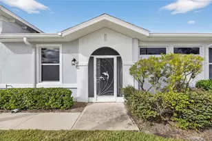 1257 Lyndhurst Greens Dr, Sun City Center, FL 33573 - Photo 6