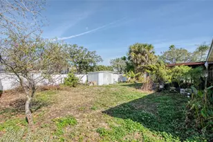 7833 Causeway Blvd S, Saint Petersburg, FL 33707 - Photo 4