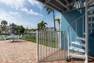 11820 Capri Cir S, Treasure Island, FL 33706 - Photo 38