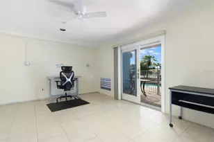 11820 Capri Cir S, Treasure Island, FL 33706 - Photo 38