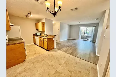 10263 Gandy Boulevard N #2301, Saint Petersburg, FL 33702 - Photo 2