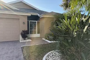 730 McDaniel St, Sun City Center, FL 33573 - Photo 2