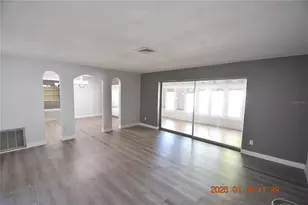 6485 30th Ave N, Saint Petersburg, FL 33710 - Photo 4