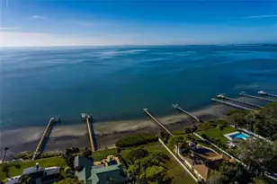 Friendly Way S, Saint Petersburg, FL 33705 - Photo 1