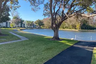 1333 Shady Pine Way, Tarpon Springs, FL 34688 - Photo 58