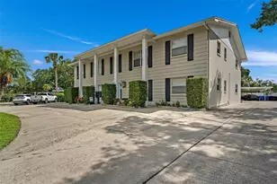 503 Monterey Blvd NE, Saint Petersburg, FL 33704 - Photo 2