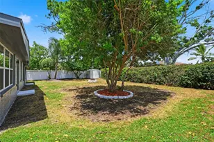 4435 Huntington St NE, Saint Petersburg, FL 33703 - Photo 32