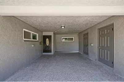 4435 Huntington Street NE, Saint Petersburg, FL 33703 - Photo 4