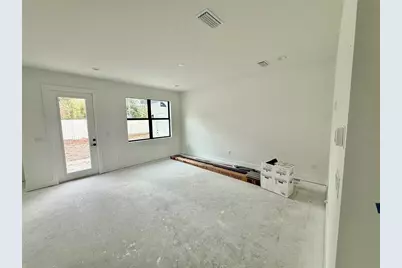 1308 E Caracas Street, Tampa, FL 33603 - Photo 6