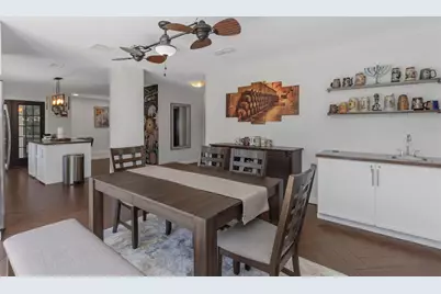 4915 Pennsbury Drive, Tampa, FL 33624 - Photo 10