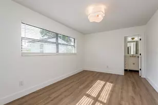 1737 Prince Philip St, Clearwater, FL 33755 - Photo 12