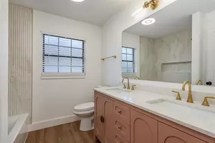 1737 Prince Philip St, Clearwater, FL 33755 - Photo 20