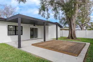 1737 Prince Philip St, Clearwater, FL 33755 - Photo 28