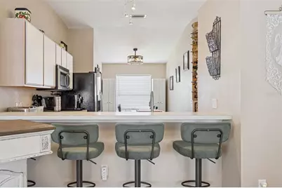 7135 Hamilton Park Boulevard, Tampa, FL 33615 - Photo 12