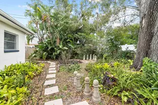 12731 106th St, Largo, FL 33773 - Photo 26