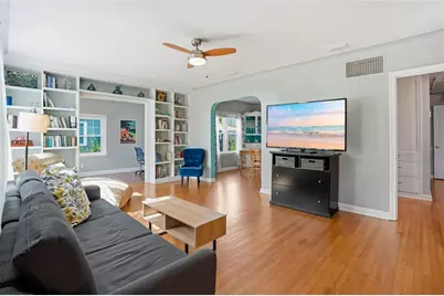 511 27th Avenue N, Saint Petersburg, FL 33704 - Photo 2