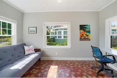 511 27th Avenue N, Saint Petersburg, FL 33704 - Photo 18
