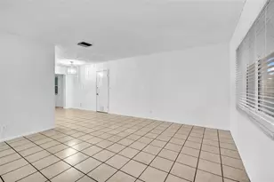 7000 NW 95th Terrace, Tamarac, FL 33321 - Photo 2