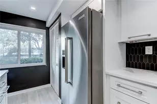 650 Island Way, Clearwater Beach, FL 33767 - Photo 14