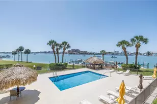 650 Island Way, Clearwater Beach, FL 33767 - Photo 32