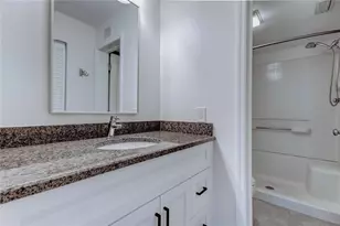 650 Island Way, Clearwater Beach, FL 33767 - Photo 26