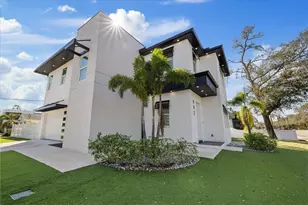 902 W Sligh Ave, Tampa, FL 33604 - Photo 1