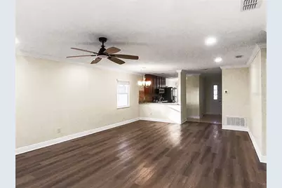 8341 Paddlewheel Street, Tampa, FL 33637 - Photo 4