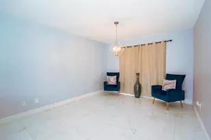 7501 Twelve Oaks Blvd, Tampa, FL 33634 - Photo 6