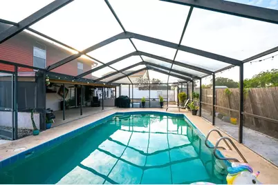 7501 Twelve Oaks Boulevard, Tampa, FL 33634 - Photo 20