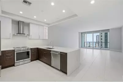 275 1st Ave S #1804, Saint Petersburg, FL 33701 - Photo 10