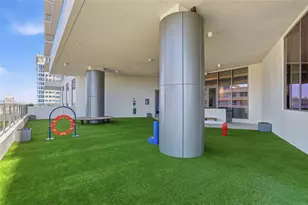 275 1st Ave S, Saint Petersburg, FL 33701 - Photo 48