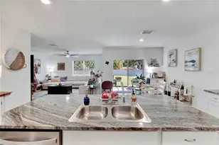 2443 Mizner Bay Ave, Bradenton, FL 34208 - Photo 34