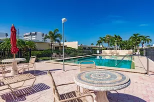 6006 Midnight Pass Rd, Sarasota, FL 34242 - Photo 10