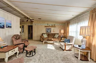 7152 El Torro St, Zephyrhills, FL 33541 - Photo 4