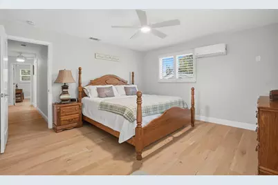 7035 14th Street S, Saint Petersburg, FL 33705 - Photo 22