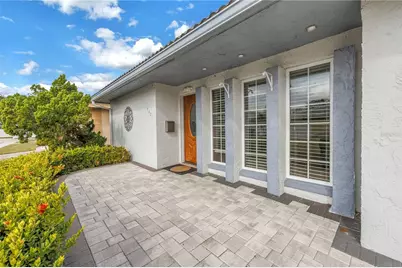 5471 Palm Crest Court N, Pinellas Park, FL 33782 - Photo 2
