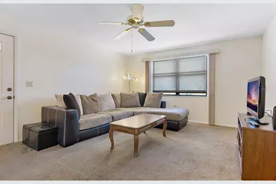 6188 80th Street N #303, Saint Petersburg, FL 33709 - Photo 8