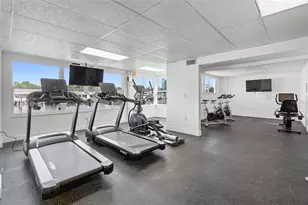1 Boca Ciega Point Blvd, Saint Petersburg, FL 33708 - Photo 30