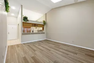 5205 Lochmead Terrace, Zephyrhills, FL 33541 - Photo 10