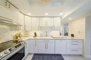 7500 Sunshine Skyway Ln S, Saint Petersburg, FL 33711 - Photo 14
