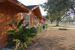 38831 North Ave, Zephyrhills, FL 33542 - Photo 2