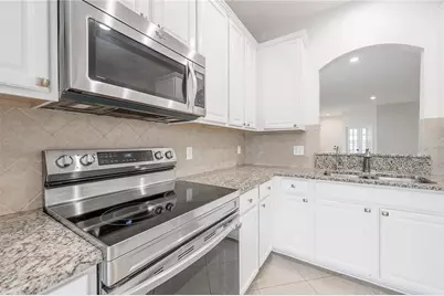 7843 Tuscany Woods Drive, Tampa, FL 33647 - Photo 8