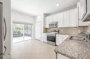 7843 Tuscany Woods Dr, Tampa, FL 33647 - Photo 10