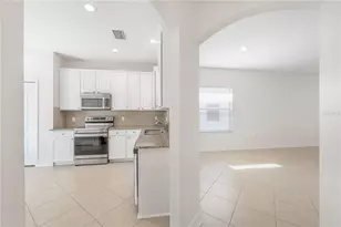 7843 Tuscany Woods Dr, Tampa, FL 33647 - Photo 6